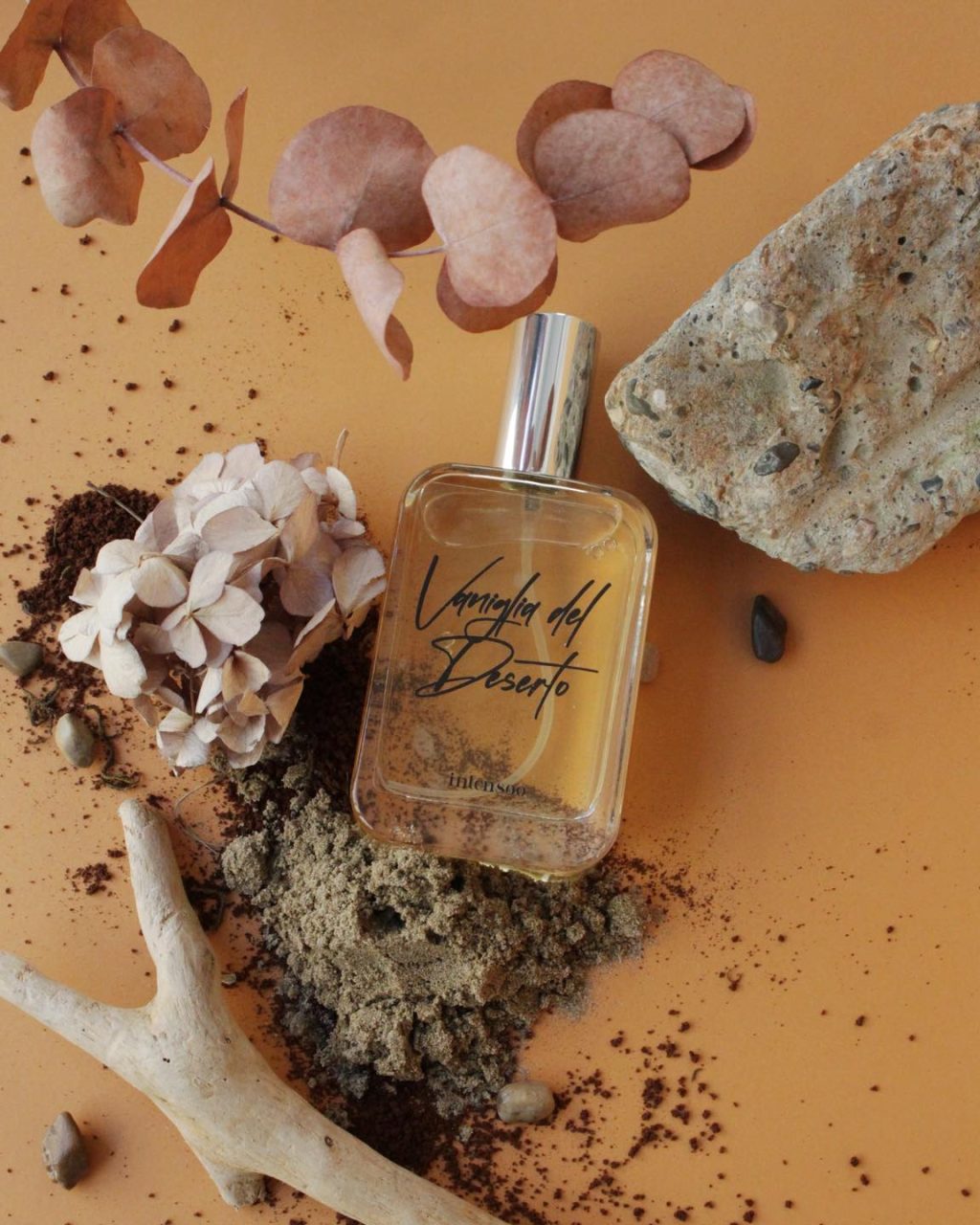 Instagram post from intensoopremiumparfum. This post is in position 1.