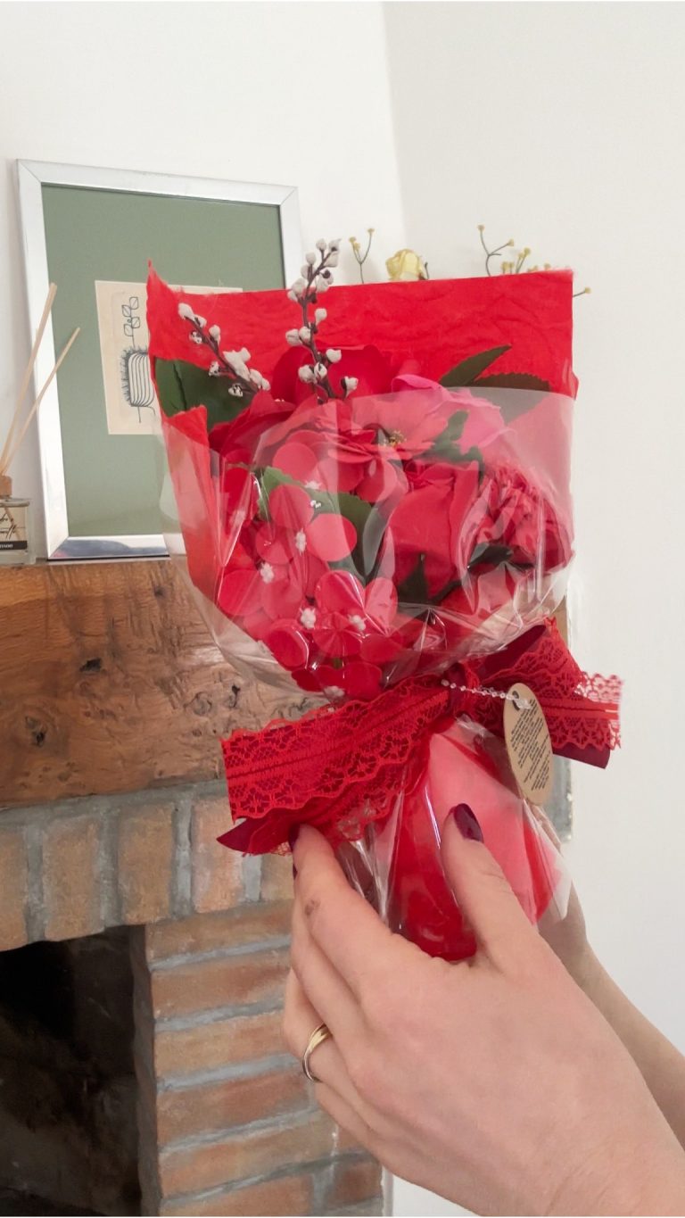 Instagram post from intensoopremiumparfum. This post is in position 1.