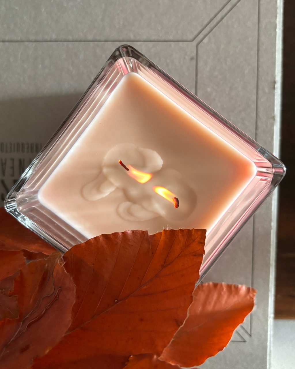 Instagram post from intensoopremiumparfum. This post is in position 0.