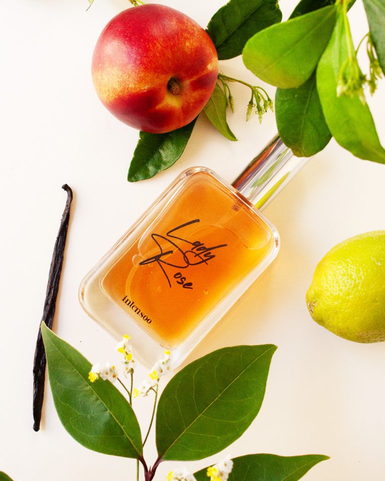Instagram post from intensoopremiumparfum. This post is in position 1.