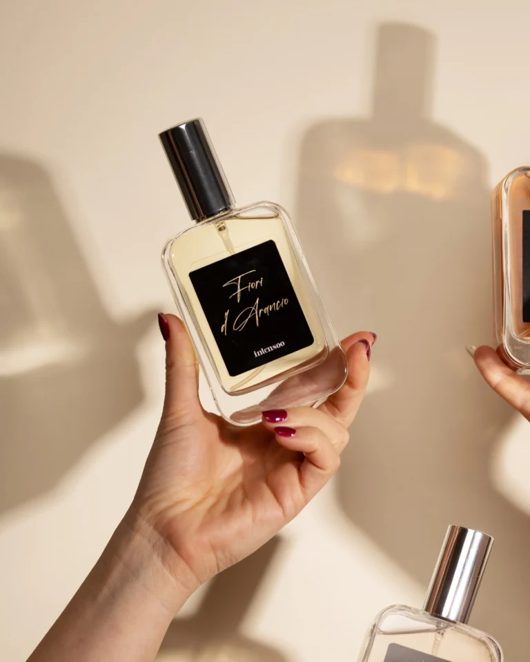 Instagram post from intensoopremiumparfum. This post is in position 0.