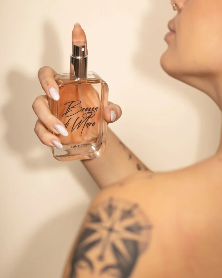 Instagram post from intensoopremiumparfum. This post is in position 1.