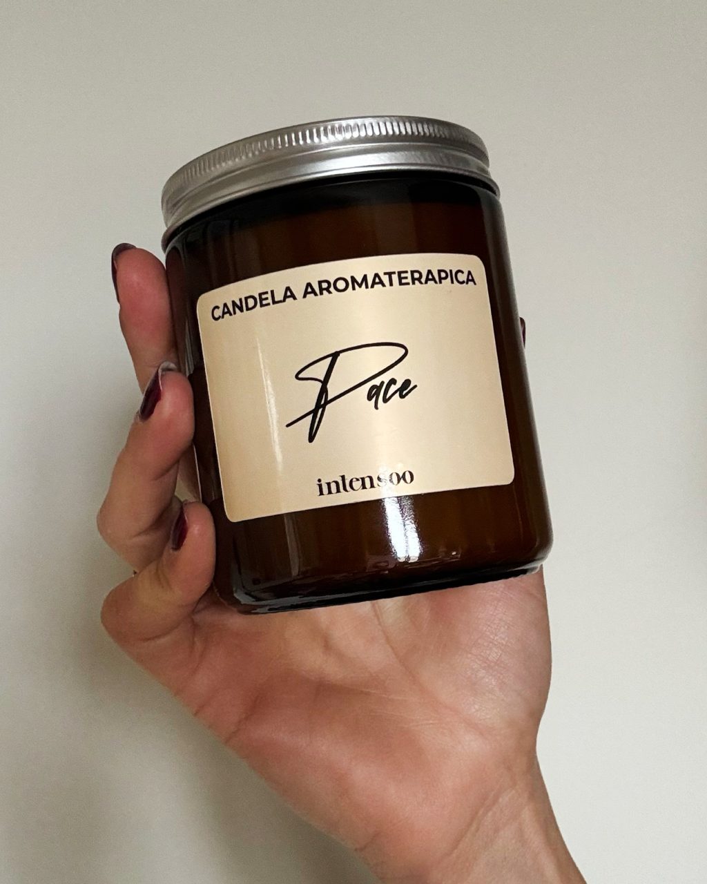 Instagram post from intensoopremiumparfum. This post is in position 1.