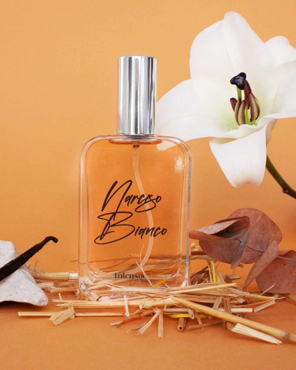 Instagram post from intensoopremiumparfum. This post is in position 0.