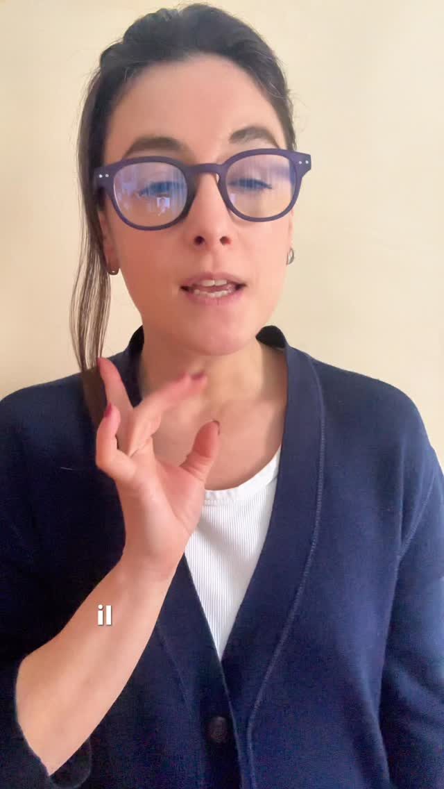 Instagram post from intensoopremiumparfum. This post is in position 0.