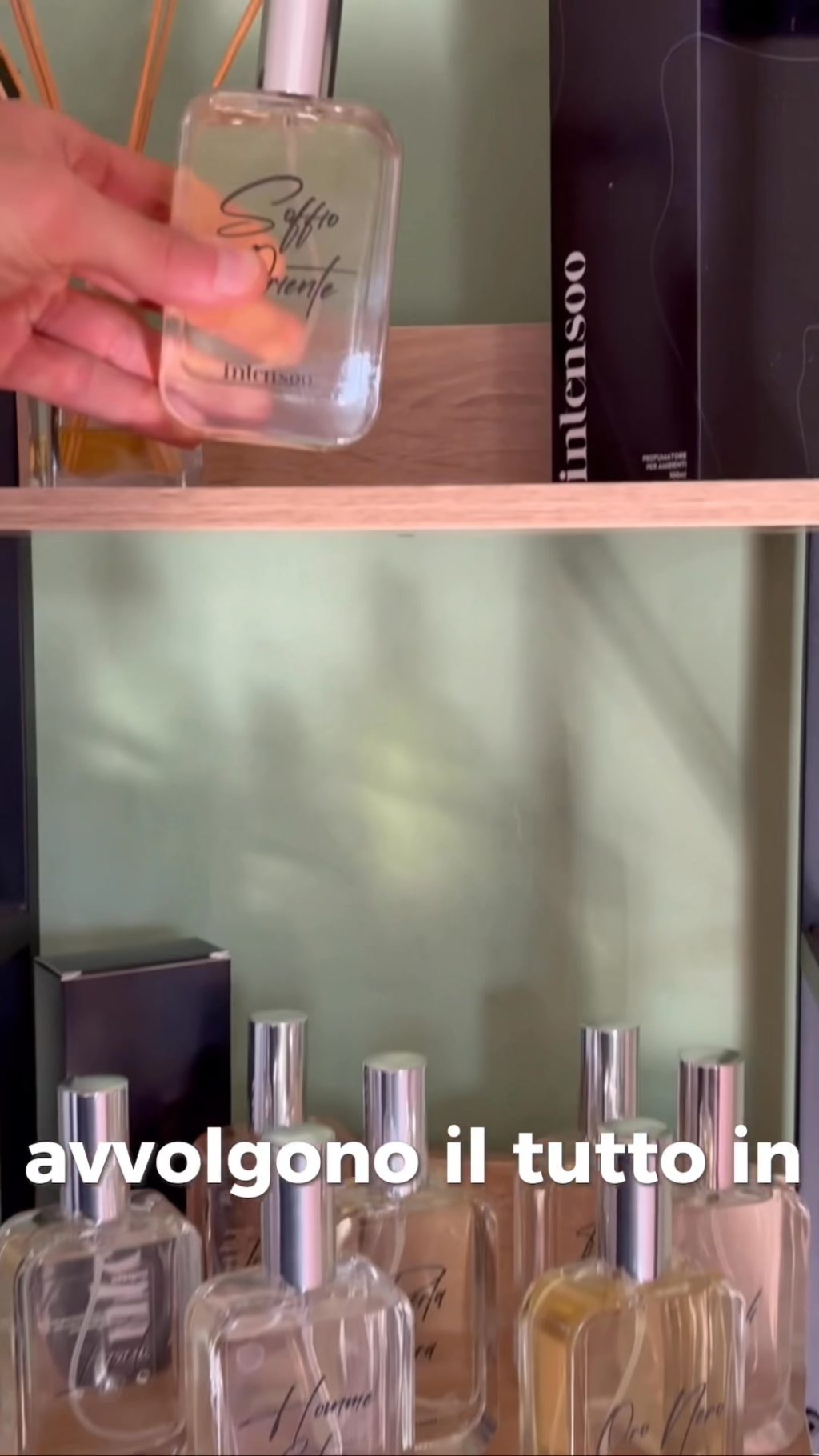 Instagram post from intensoopremiumparfum. This post is in position 4.