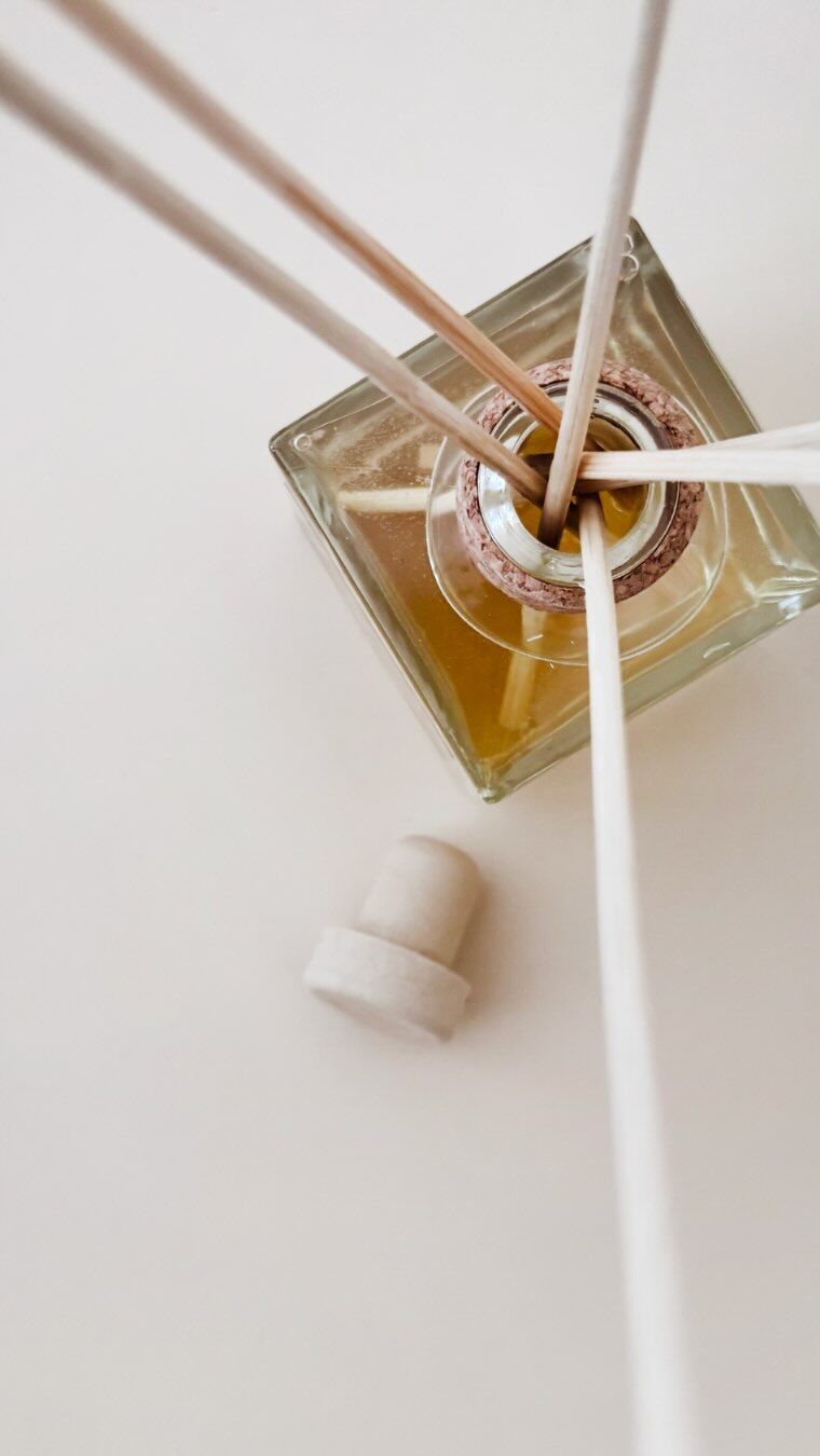Instagram post from intensoopremiumparfum. This post is in position 0.