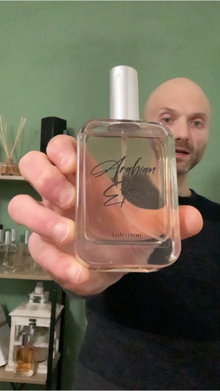 Instagram post from intensoopremiumparfum. This post is in position 1.