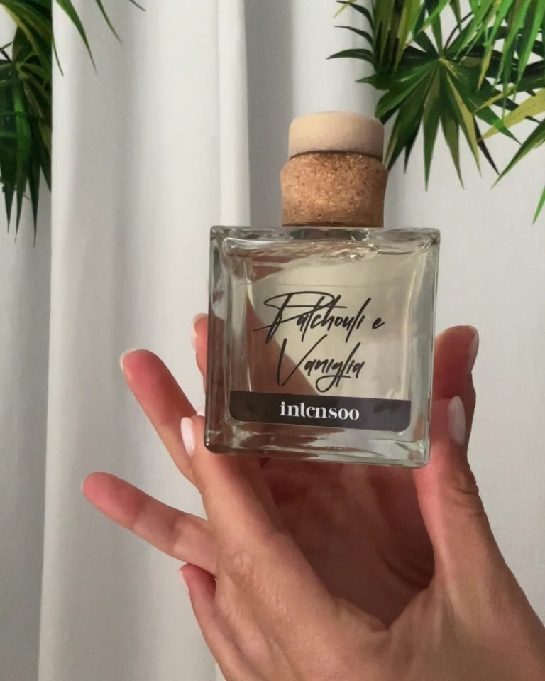 Instagram post from intensoopremiumparfum. This post is in position 5.