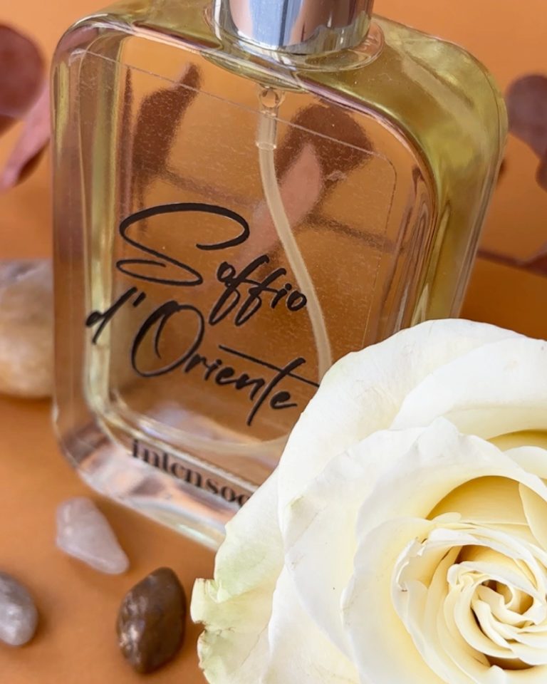 Instagram post from intensoopremiumparfum. This post is in position 3.